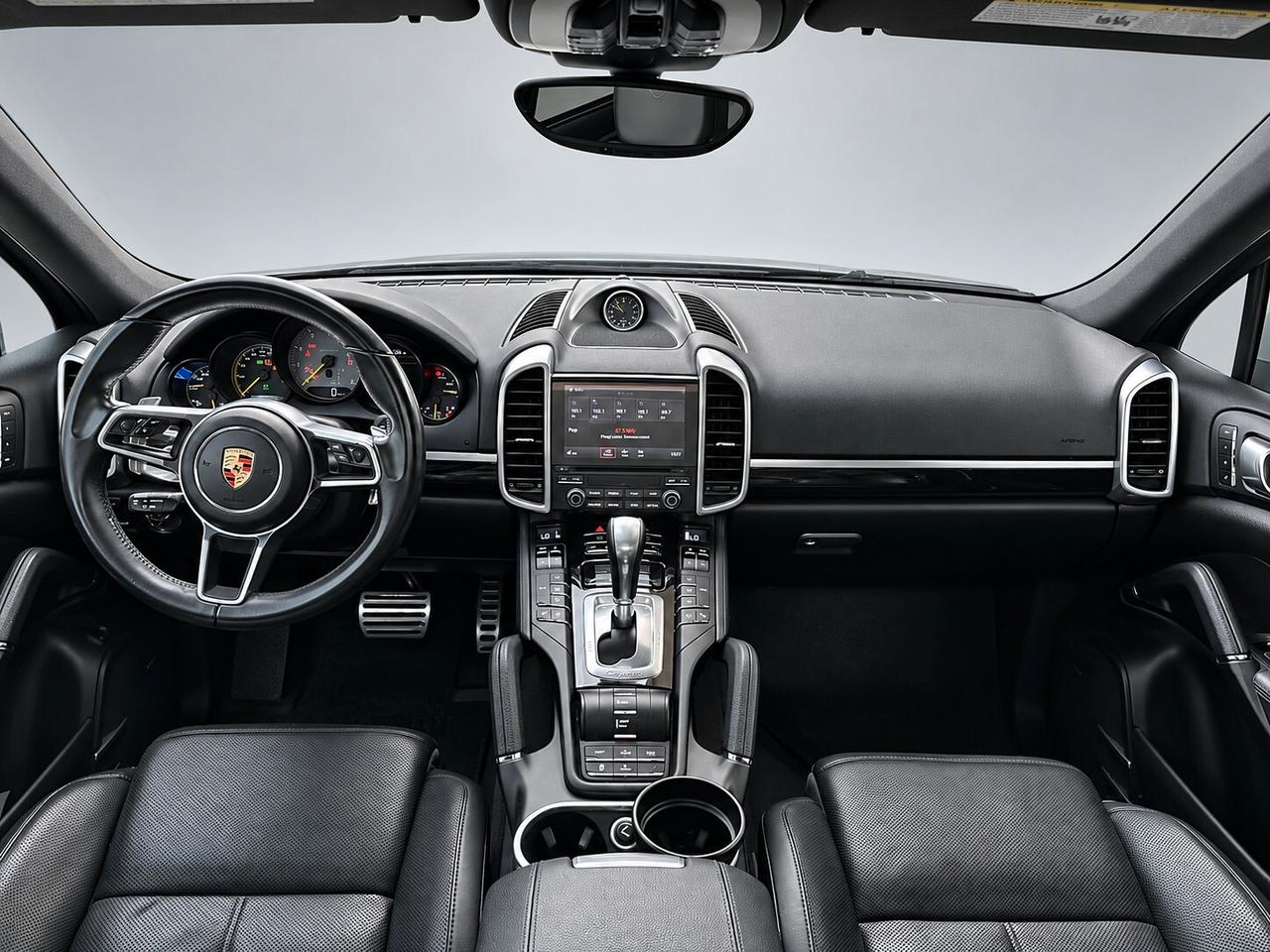 Porsche Cayenne 3.0 V6 E-Hybrid FINANZIABILE