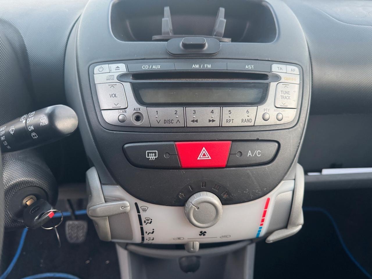 Toyota Aygo 1.0cc 68cv Automatica Sol