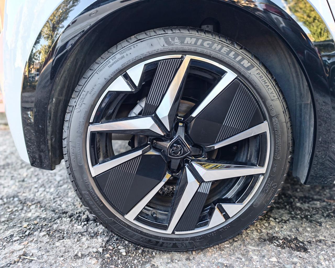 Peugeot 208 Hybrid 145 e-DCS6 GT PREZZO VERO