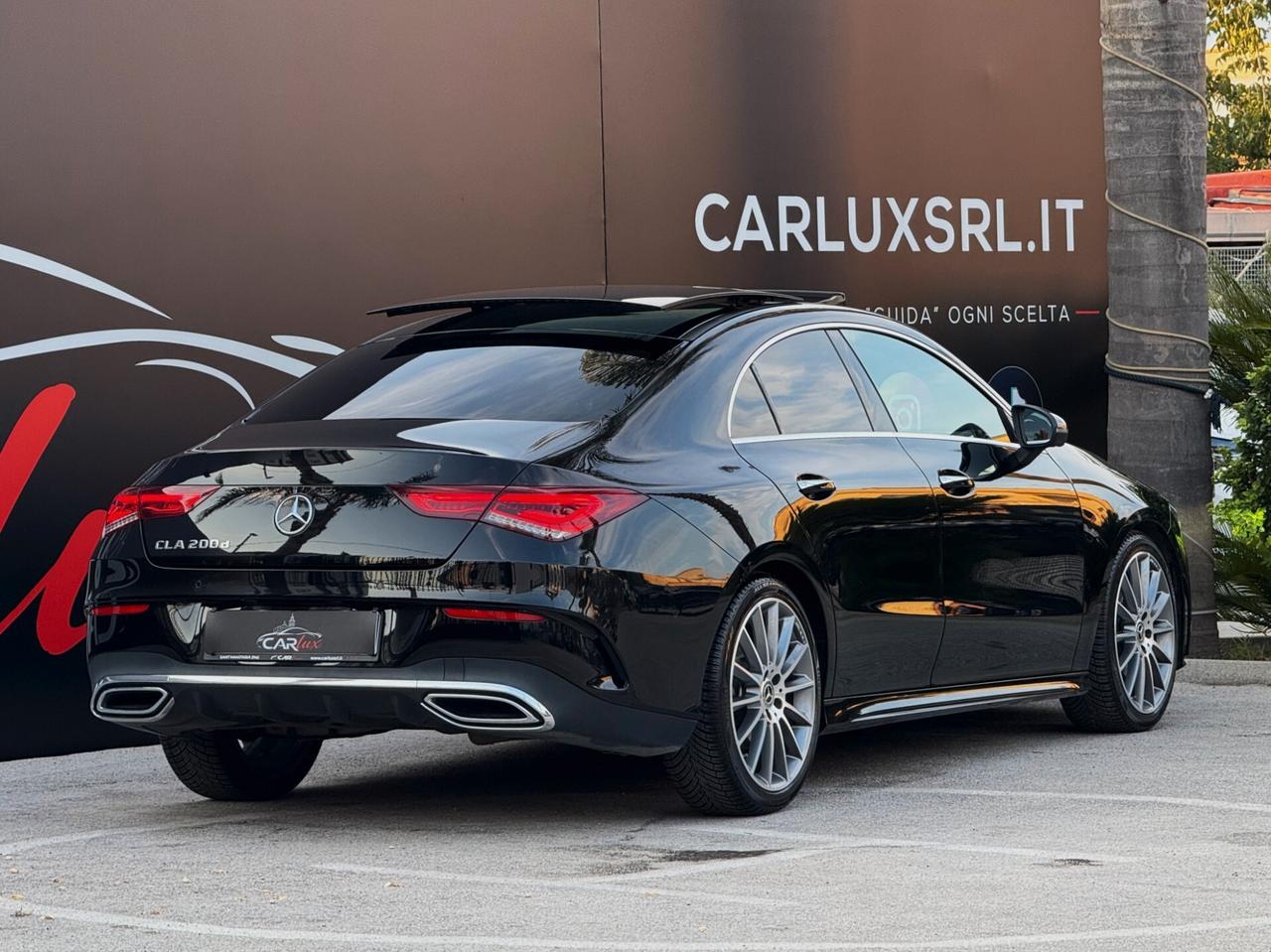 Mercedes-Benz CLA 200 d Premium Plus AMG TETTO