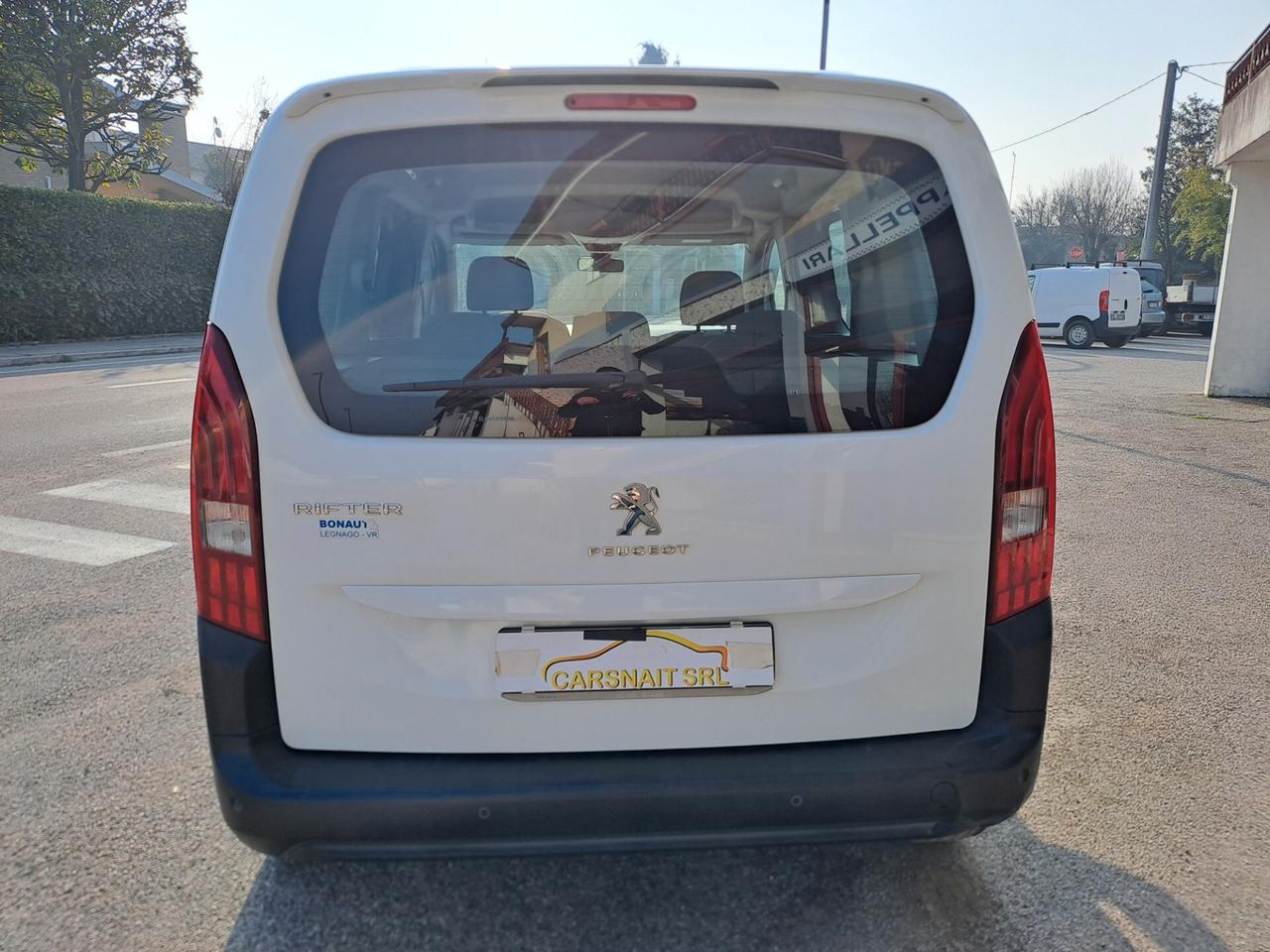 Peugeot Rifter BlueHDi 100 S&S Allure Standard