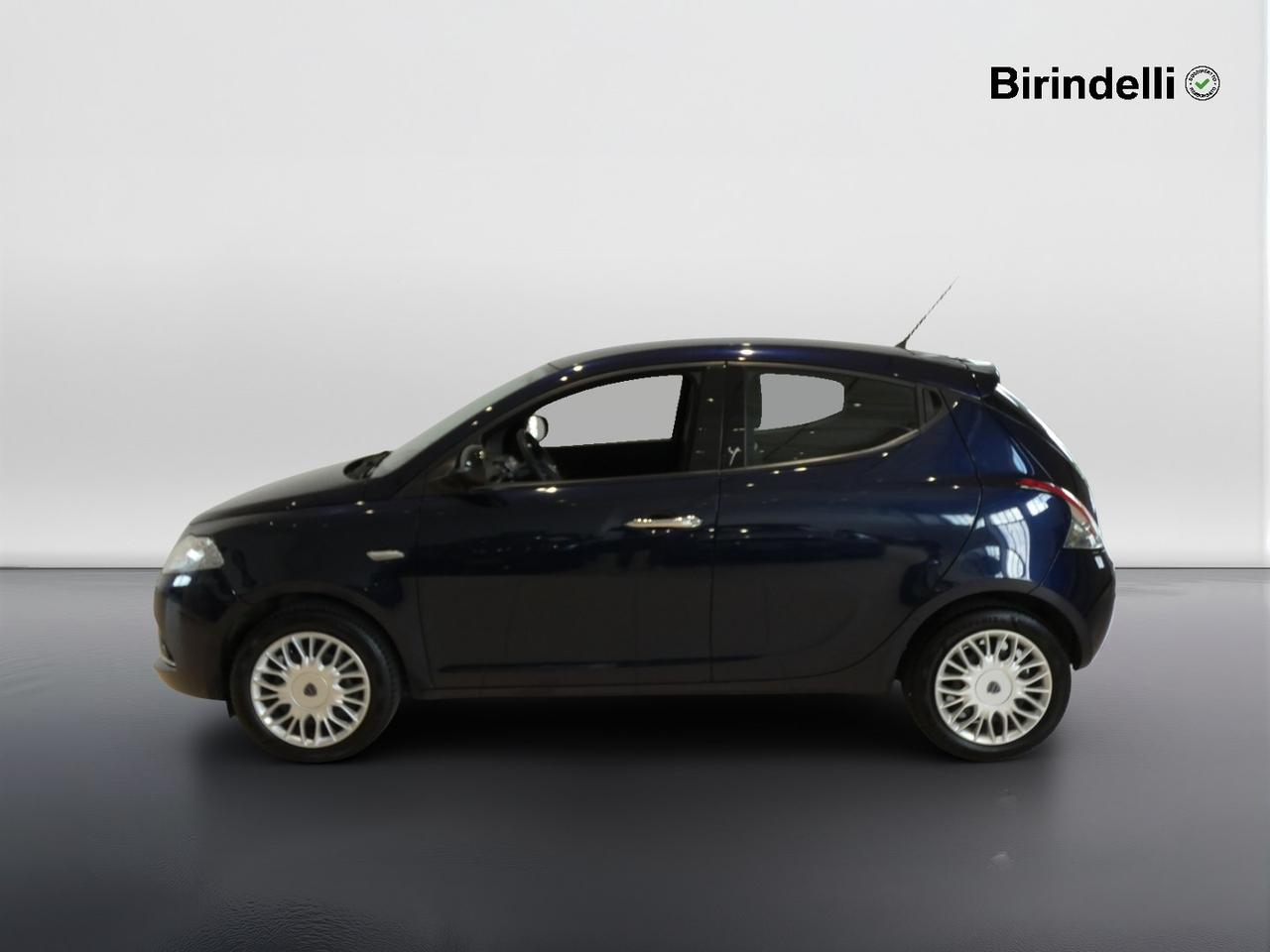 LANCIA Ypsilon 3ª serie - Ypsilon 1.2 69 CV 5 porte Silver