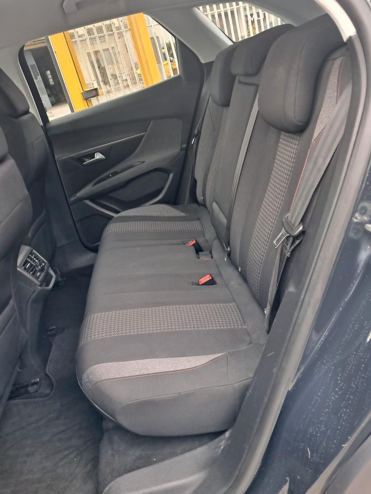 Peugeot 3008 BlueHDi 130 S&S Active