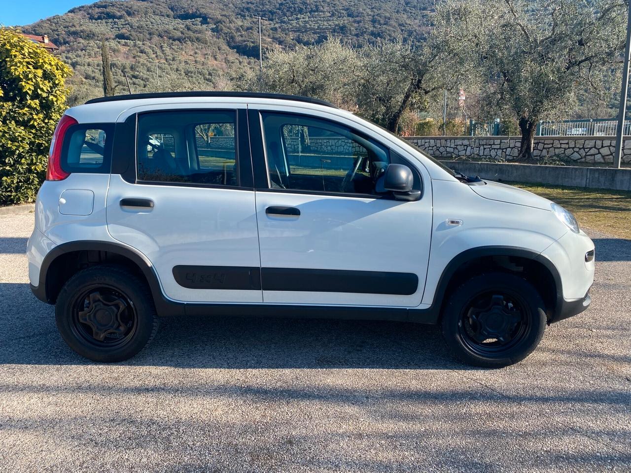 Fiat Panda Wild 4x4 85cv Turbo - Solo 20ooo Km !!!