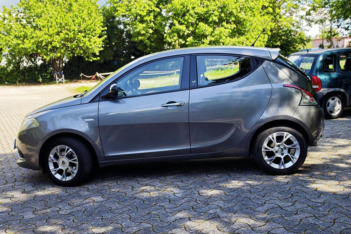 LANCIA Ypsilon 1.3 MJT 16V 95 CV 5 porte S&S Gold