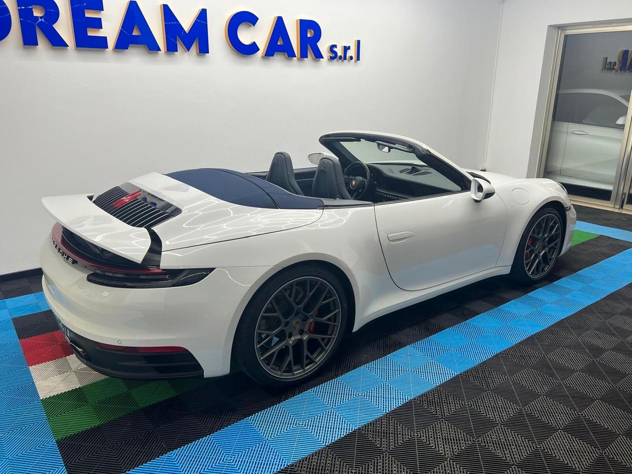 Porsche 911 Carrera 4S Cabriolet