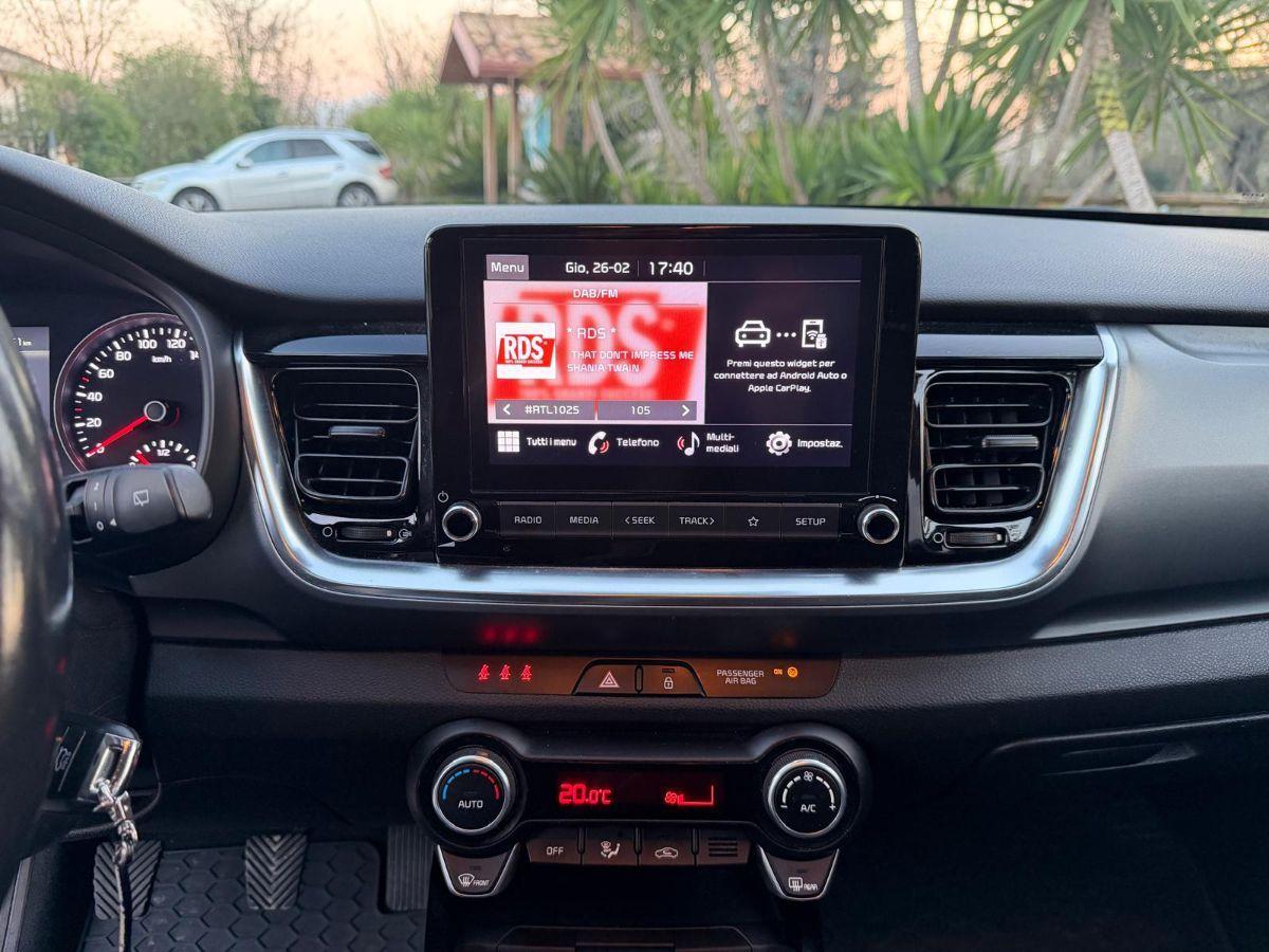 KIA - Stonic - 1.2 MPI 84 CV Style