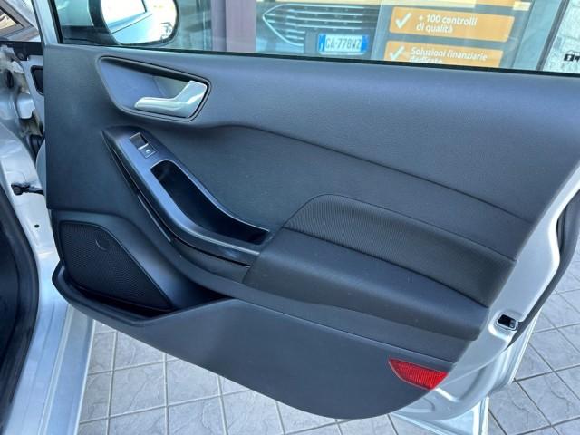 Ford Fiesta 5p 1.1 Plus 70cv Neopatentati