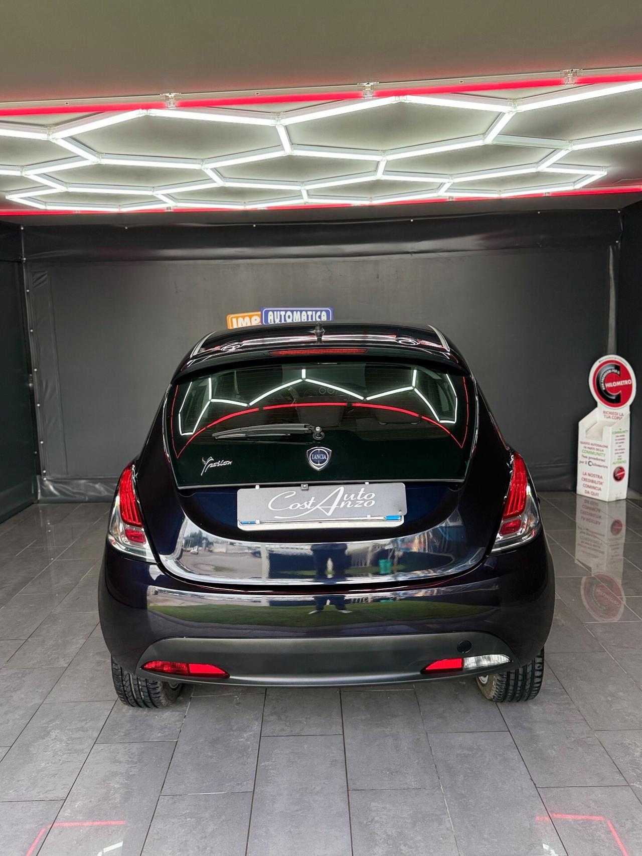 Lancia Ypsilon 0.9 Gpl 85cv Automatica 2012