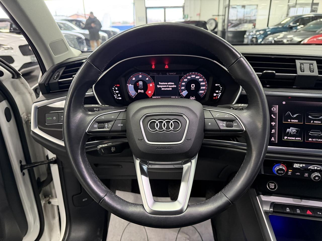 Audi Q3 35 2.0 tdi Business s-tronic