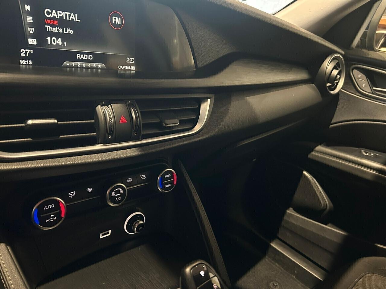 Alfa Romeo Stelvio 2.2 Turbodiesel 210 CV AT8 Q4 Business