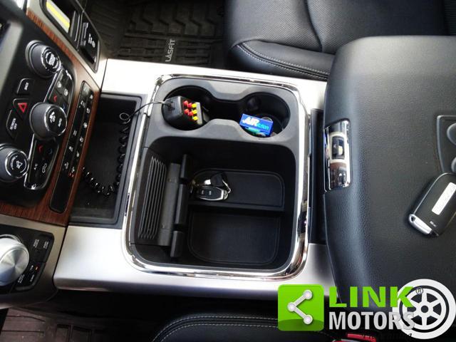 DODGE RAM 1500 AWD 5.7L V8 401CV LARAMIE AUTOCARRO