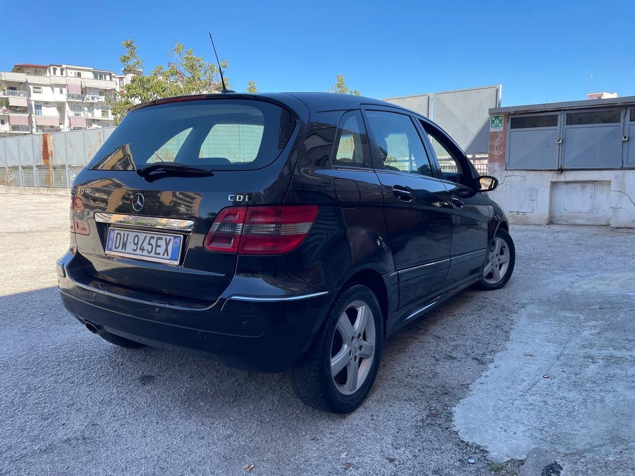 Mercedes-benz B 180 CDI Sport IN PERFETTE CONDIZIONI