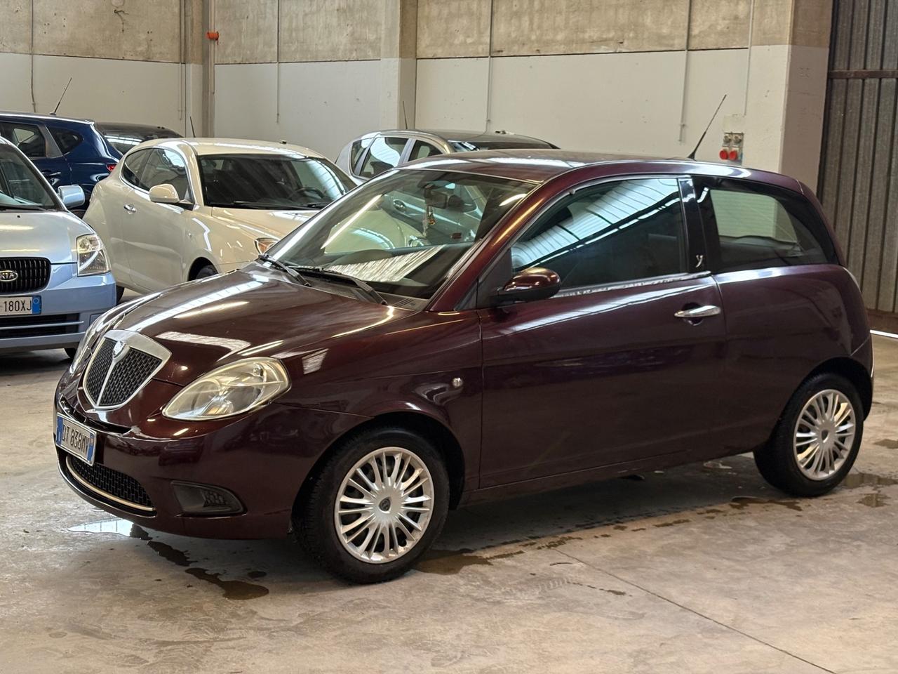 Lancia Ypsilon 1.2 Versus