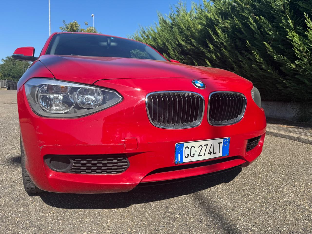 Bmw 114 114i 3p. Unique