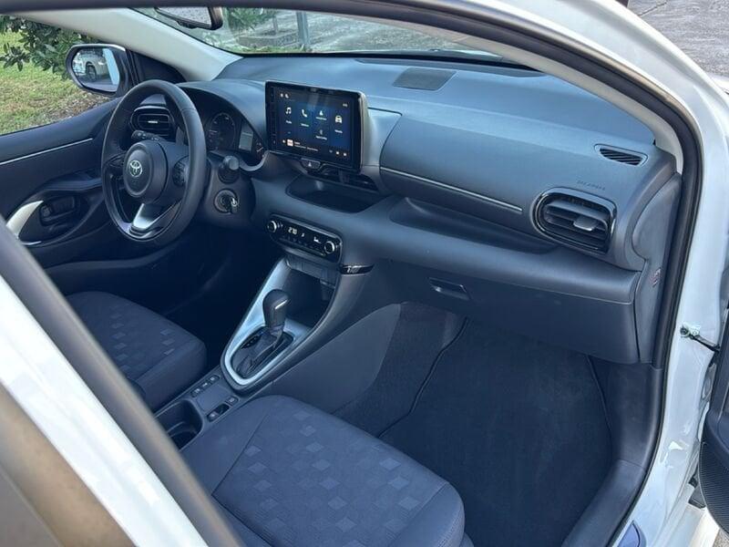 Toyota Yaris Yaris 1.5h Active