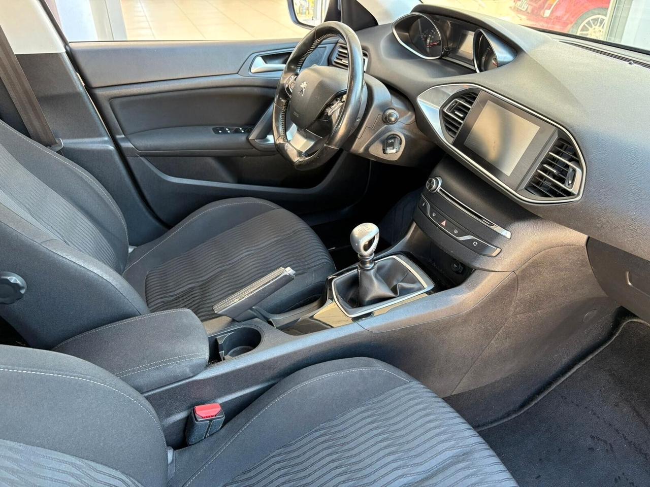 Peugeot 308 1.6BHDi S&S SW Business 120 6M 2015