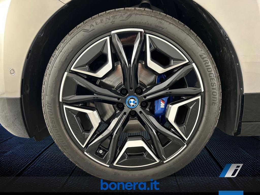 BMW iX M 60