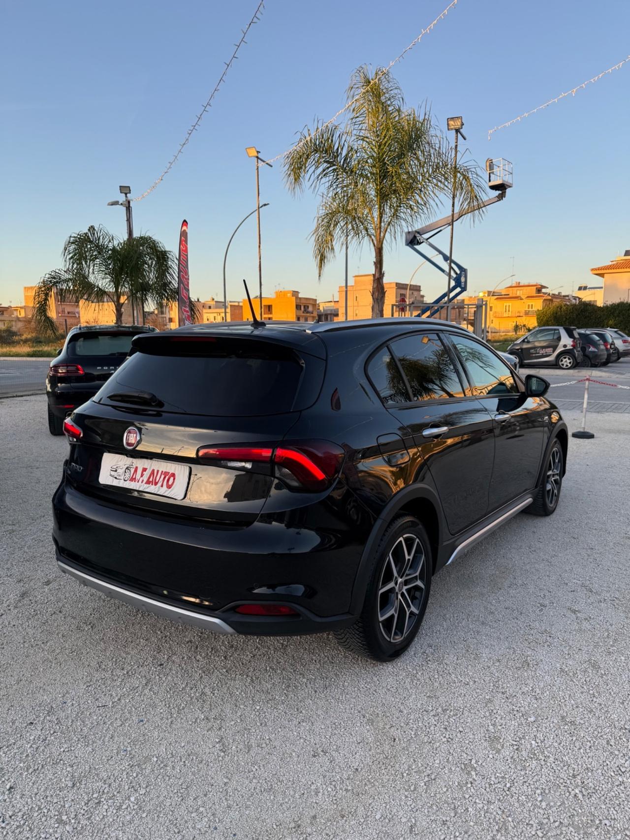 Fiat Tipo 1.6 Mjt S&S 5 porte Cross