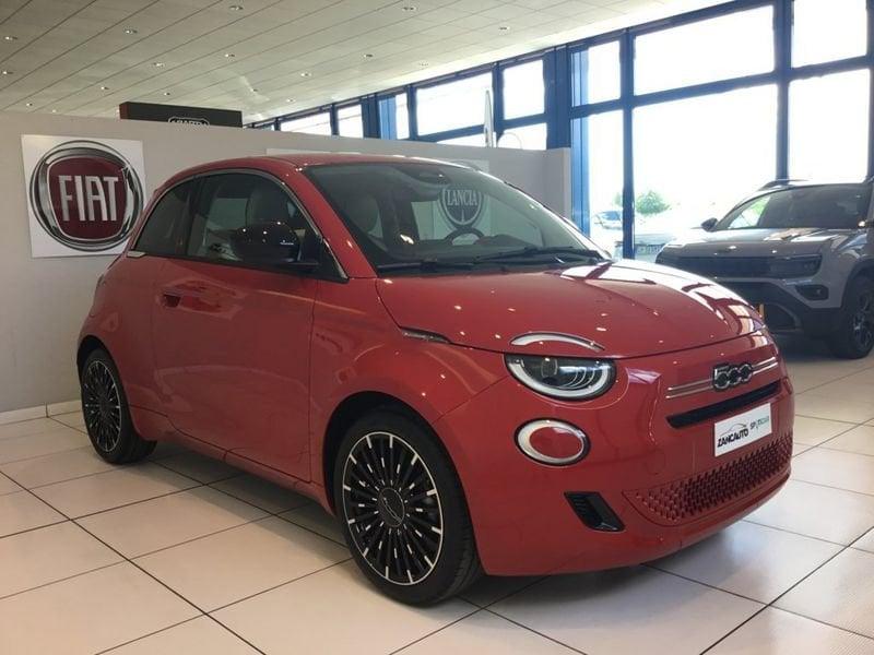 FIAT 500 Hybrid Hybrid Icon MY26 PACK STYLE