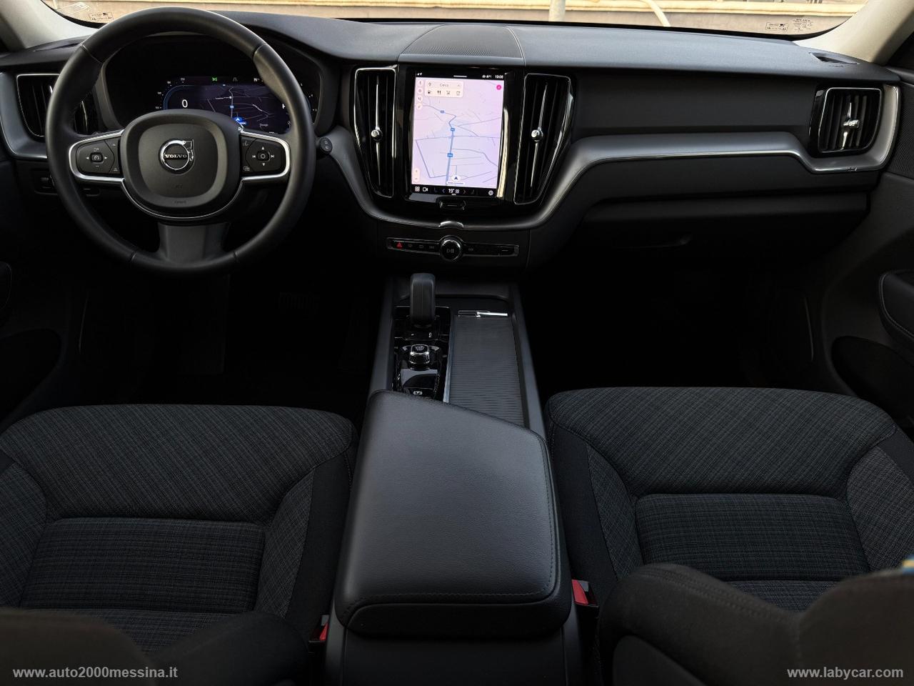 VOLVO XC60 B4 (d) AWD Geartronic Momentum Pro