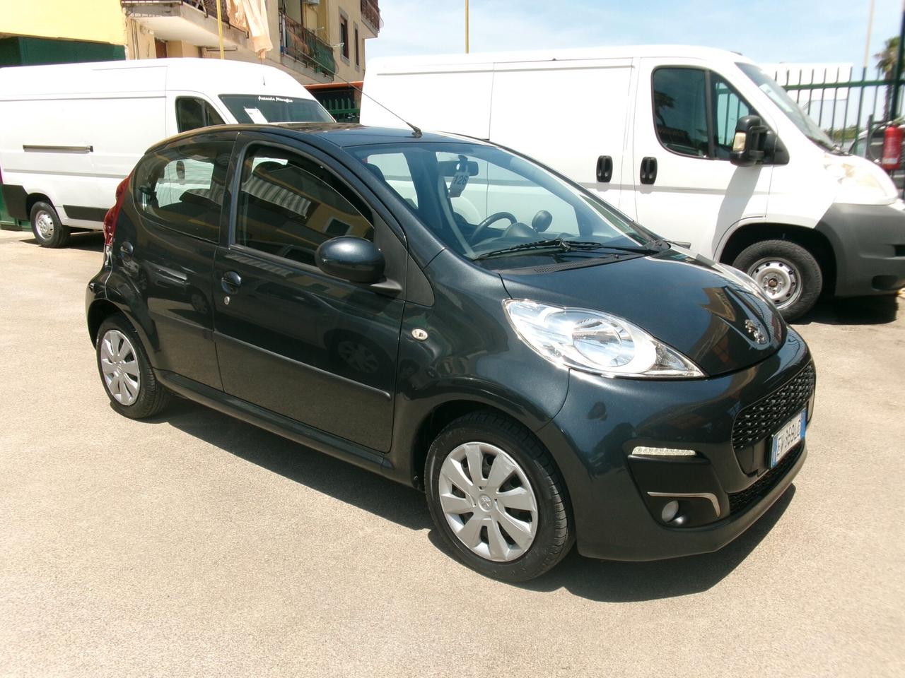 Peugeot 107 1.0 12v 5 PORTE ACTIVE 2 TRONIC CAMBIO AUTOMATICO 86000 KM