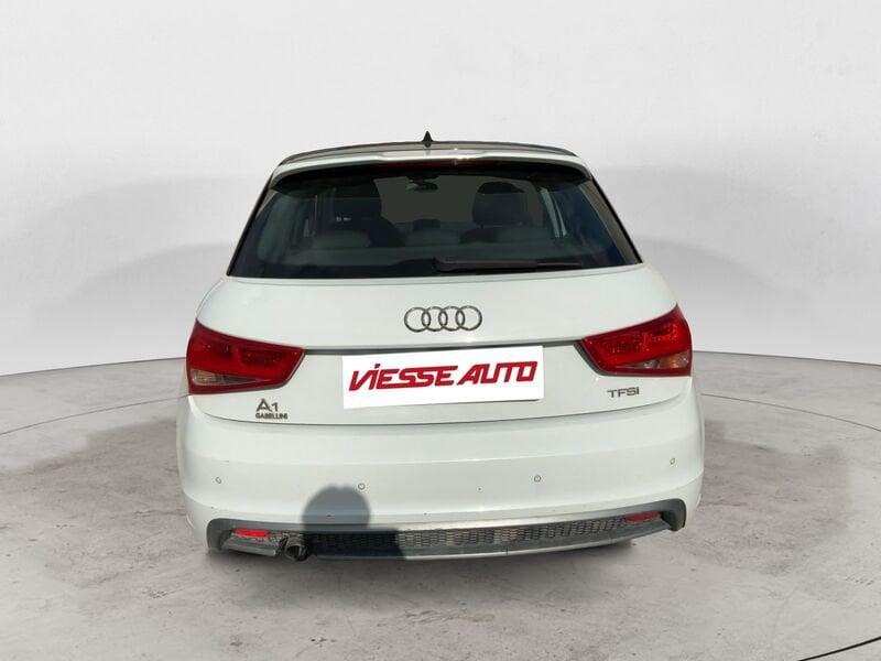 Audi A1 1.2 TFSI Admired Sportback