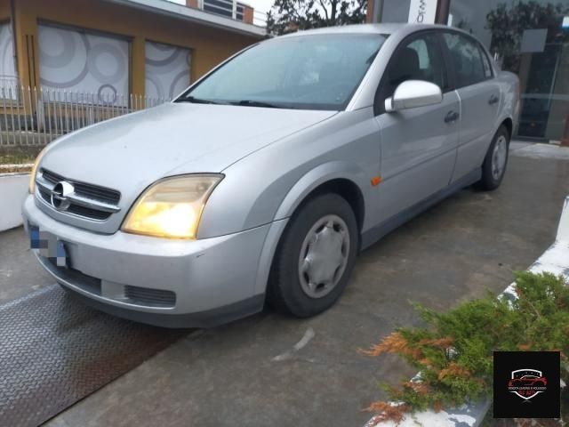 OPEL - Vectra  4p 1.8 16v Elegance