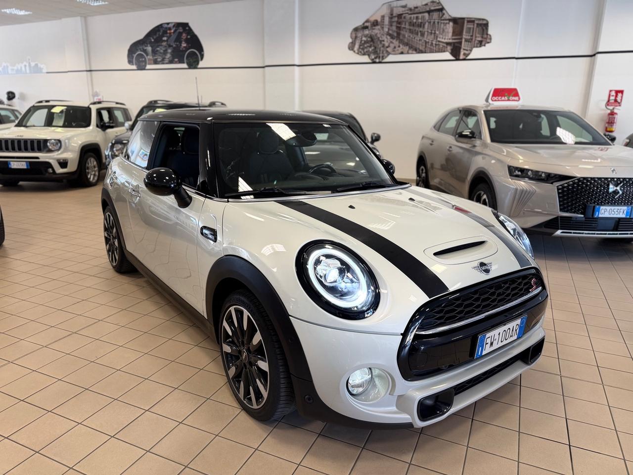 Mini 2.0 Cooper S Delaney Edition
