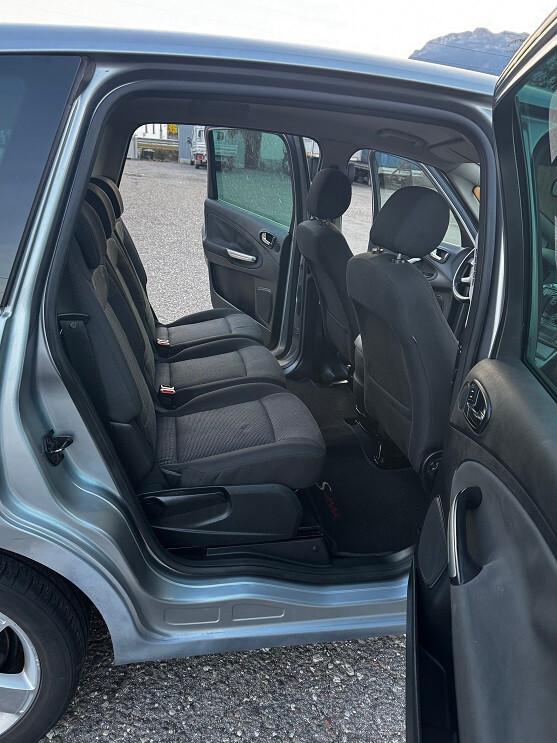Ford S-Max 1.8 TDCi 125CV Titanium