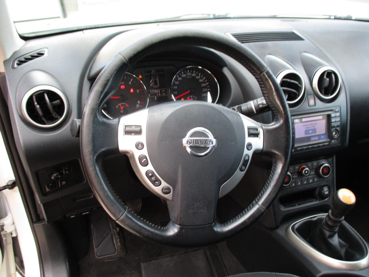 Nissan Qashqai 1.5 dCi Tekna MOLTO BELLA 2012