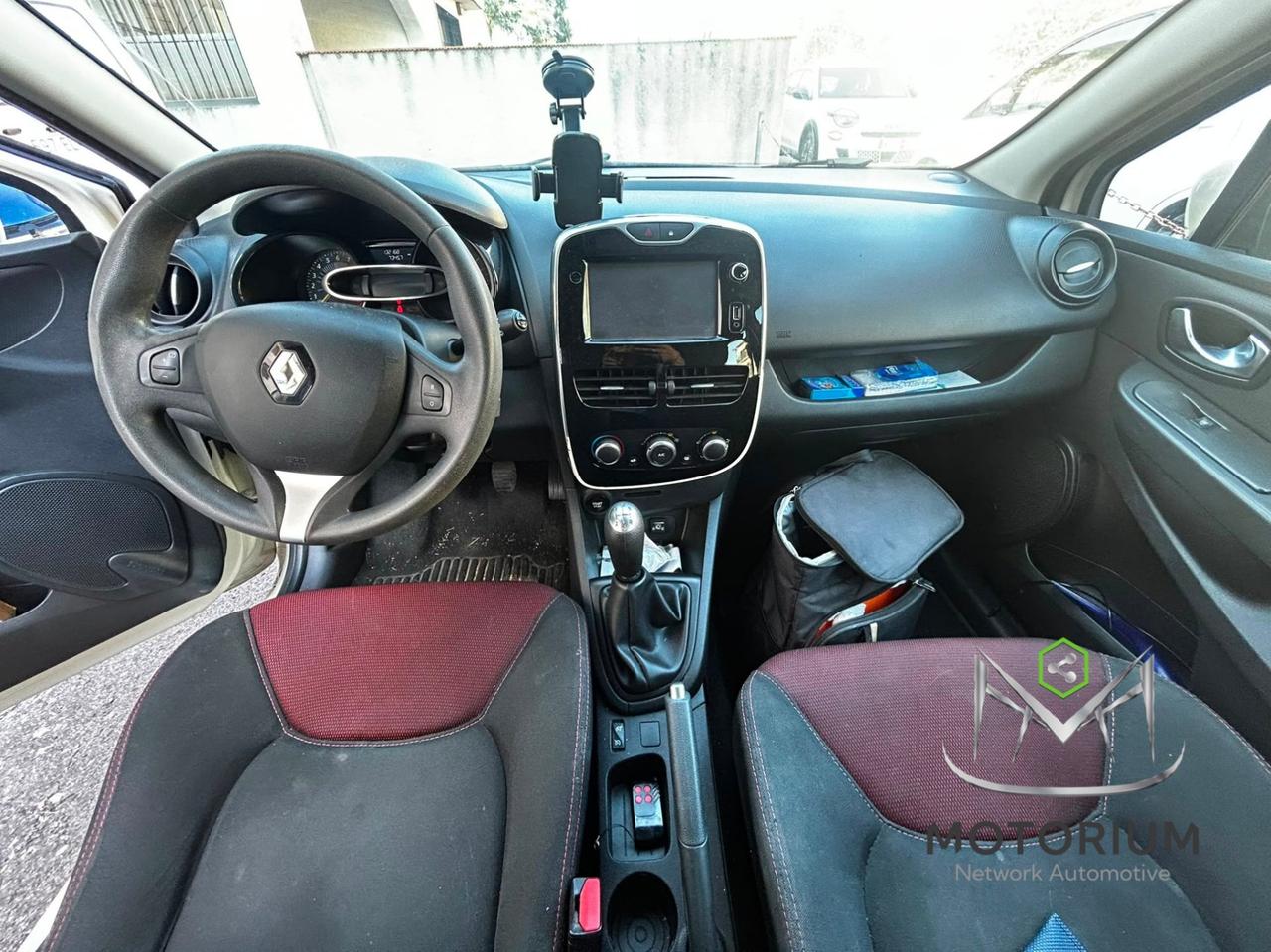 Renault Clio 5P Duel