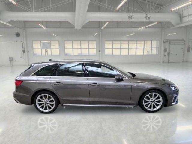 AUDI A4 35 TDI/163 CV S tronic S line edition