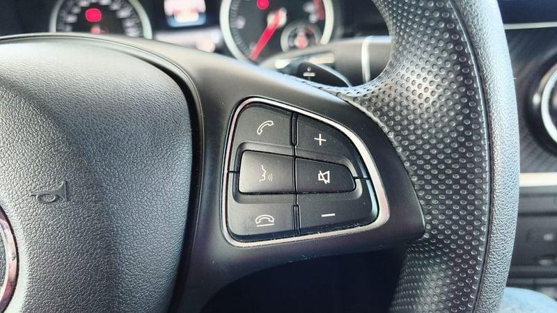 Mercedes-Benz GLA GLA 200 d Automatic Business