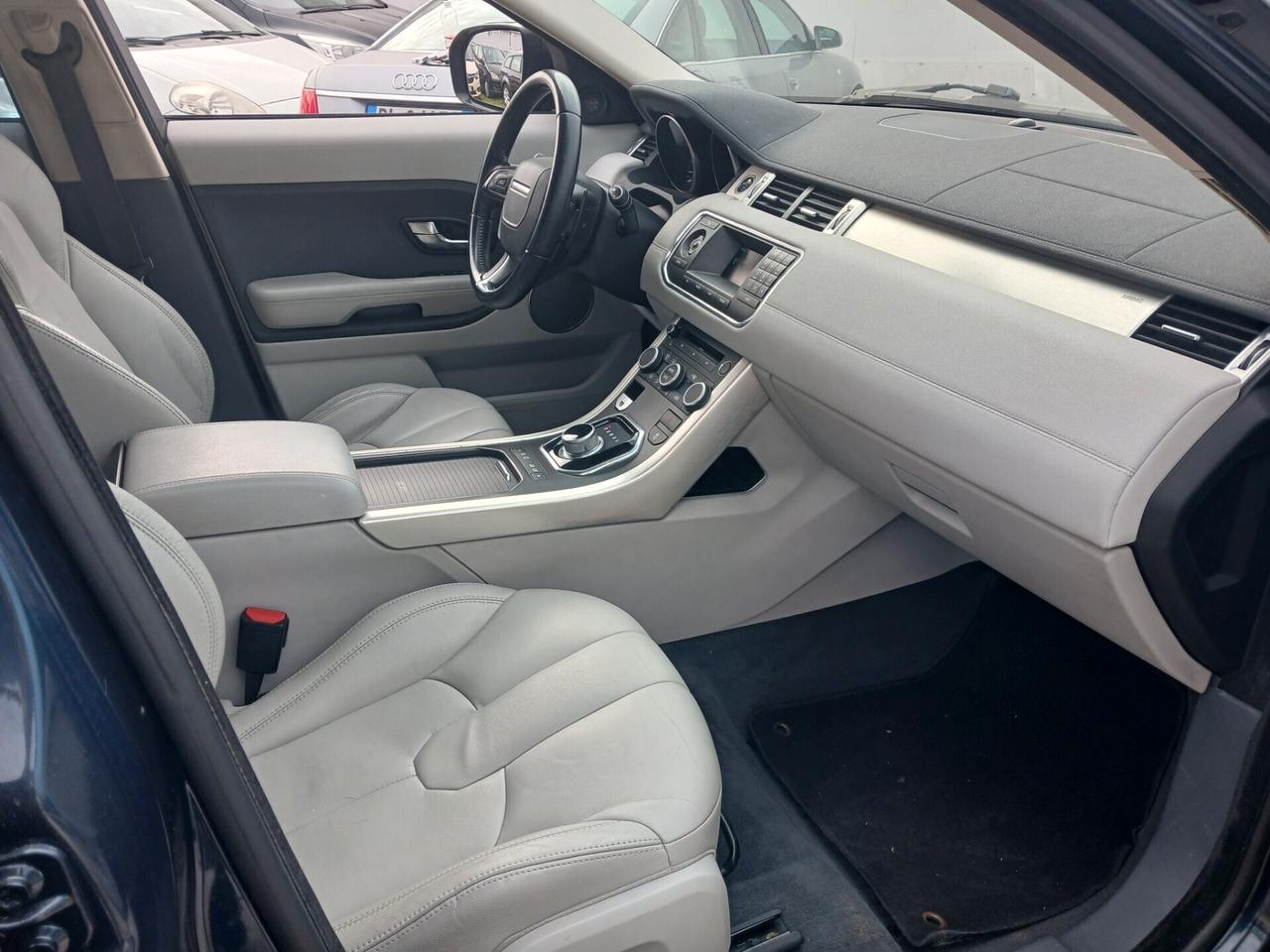 Land Rover Range Evoque 2.2 TD4 5p. Dynamic