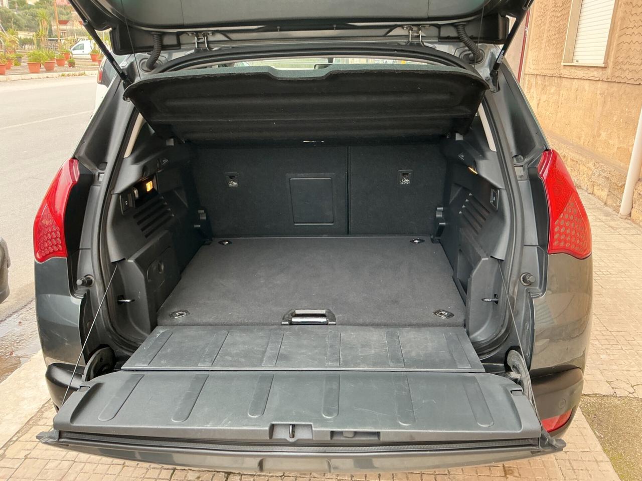 Peugeot 3008 1.6 HDi 110CV Premium