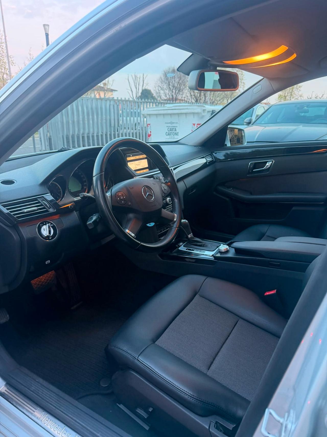 Mercedes-benz E 220 250 CDI BlueEFFICIENCY Avantgarde