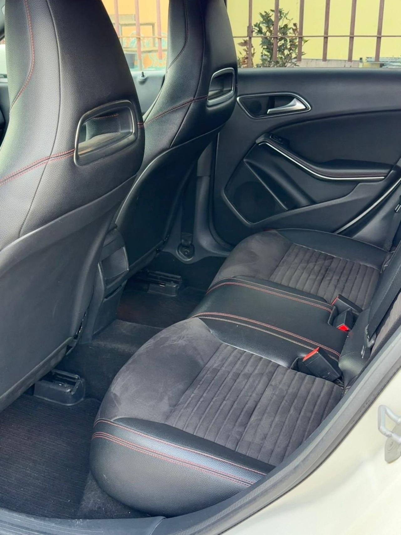 Mercedes-benz CLA 220 CDI Automatic Executive