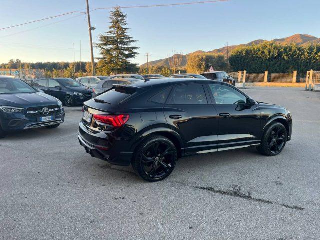 AUDI Q3 35 TDI quattro S tronic S line edition