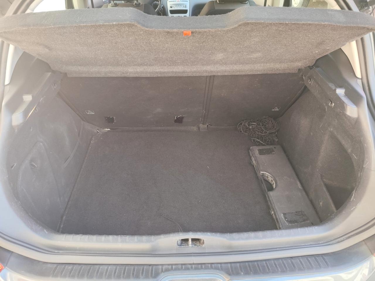 Peugeot 308 1.6 HDi 90CV 5p. Tecno