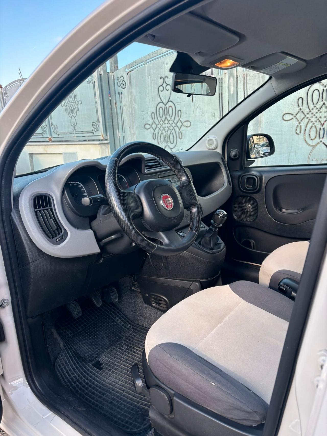 Fiat Panda 0.9 TwinAir Turbo Natural Power Lounge ANNO 2013