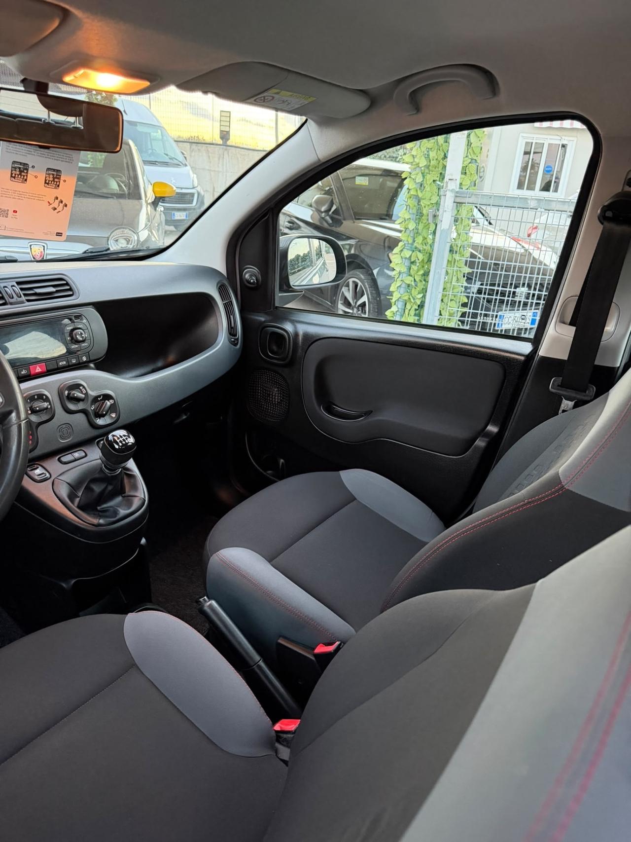 Fiat Panda 1.0 69CV BENZ-Hybrid 2020nuova garanzia