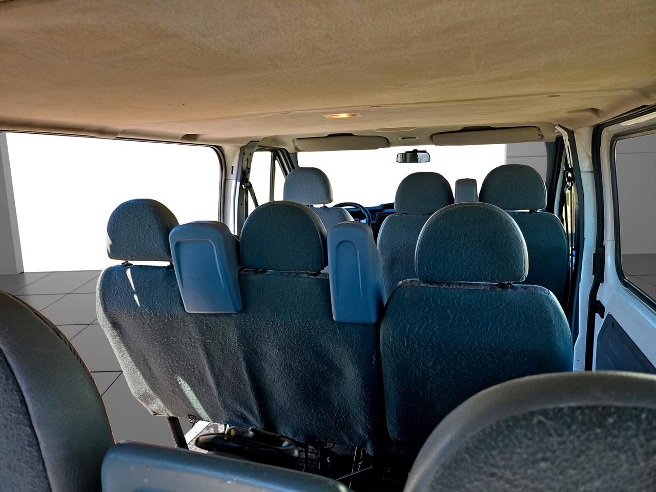 FORD TRANSIT TOURNEO/BUS 9 posti climatizzato