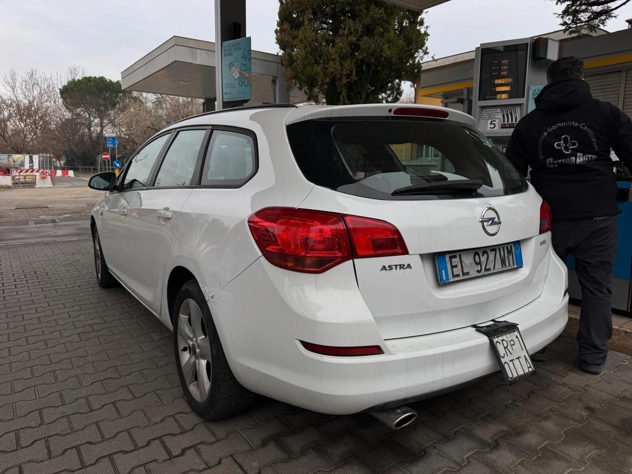 Opel Astra 1.4 Turbo 140CV Sports Tourer GPL Tech Elective