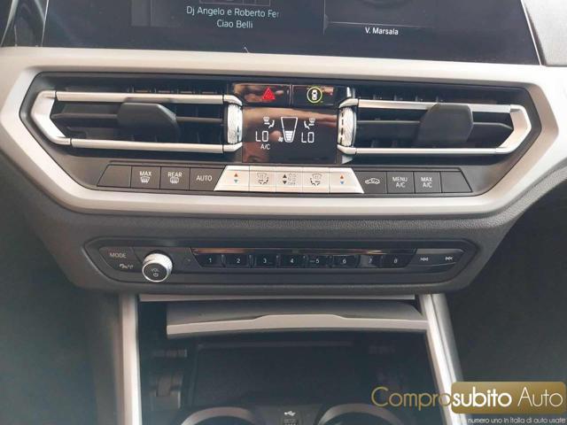 BMW 318 d Touring Luxury
