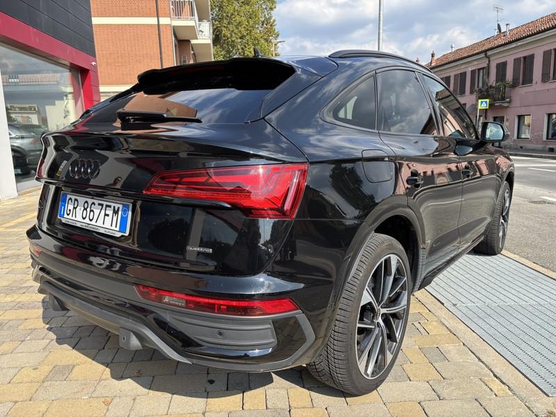 Audi Q5 Sportback 40 2.0 tdi mhev Sportback S line quattro s-tronic FULL LED-TETTO-NAVI