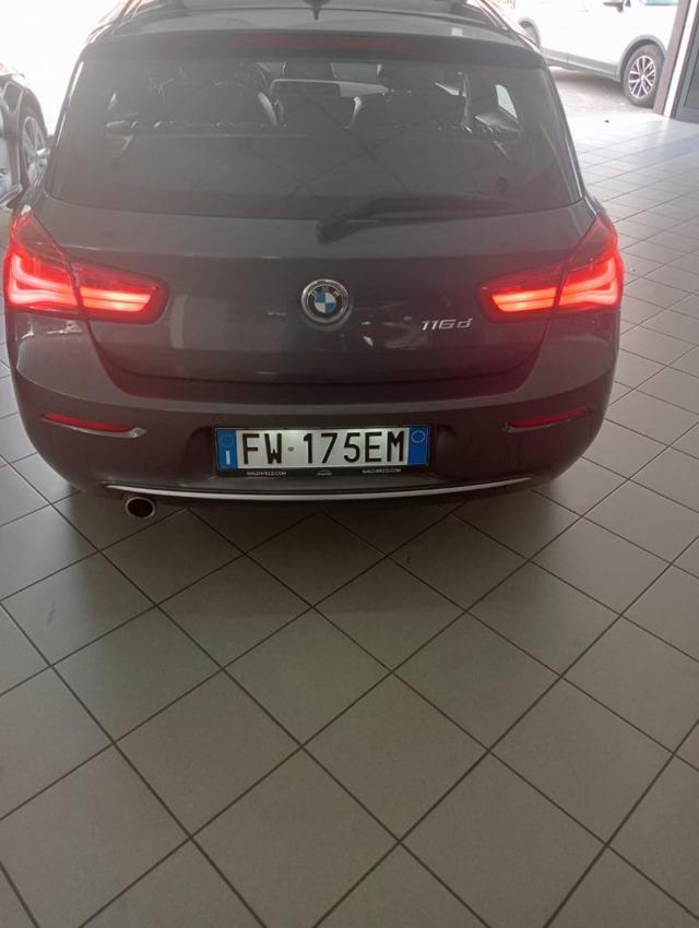 BMW 116 d 5p. Urban