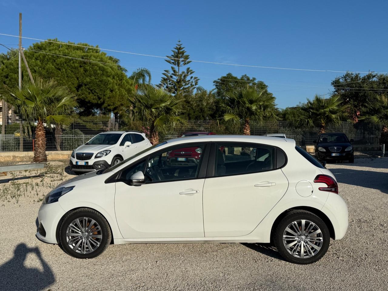 Peugeot 208 BlueHDi 100 S&S 5 porte Allure