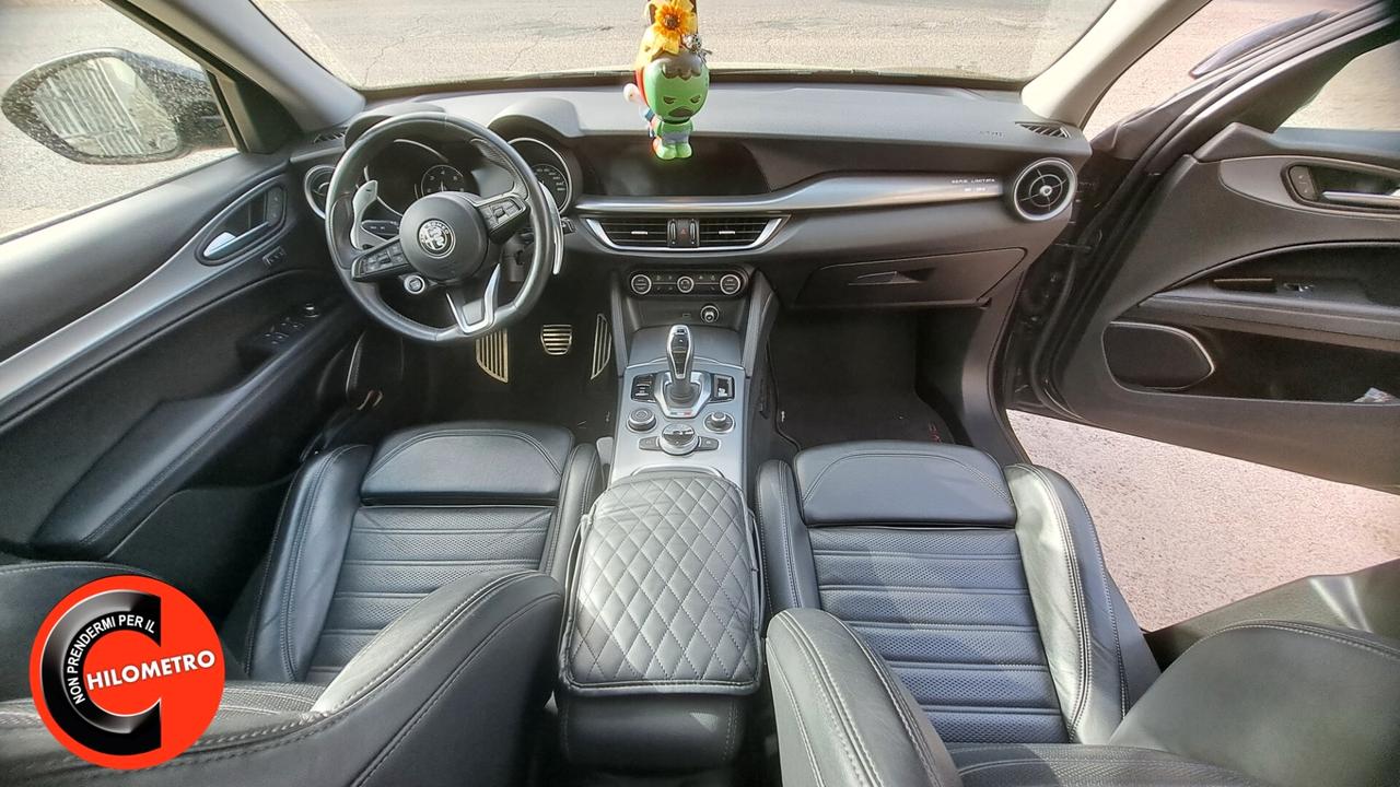 Stelvio 210 CV AT8 Q4 Veloce UNICOPRO FULL