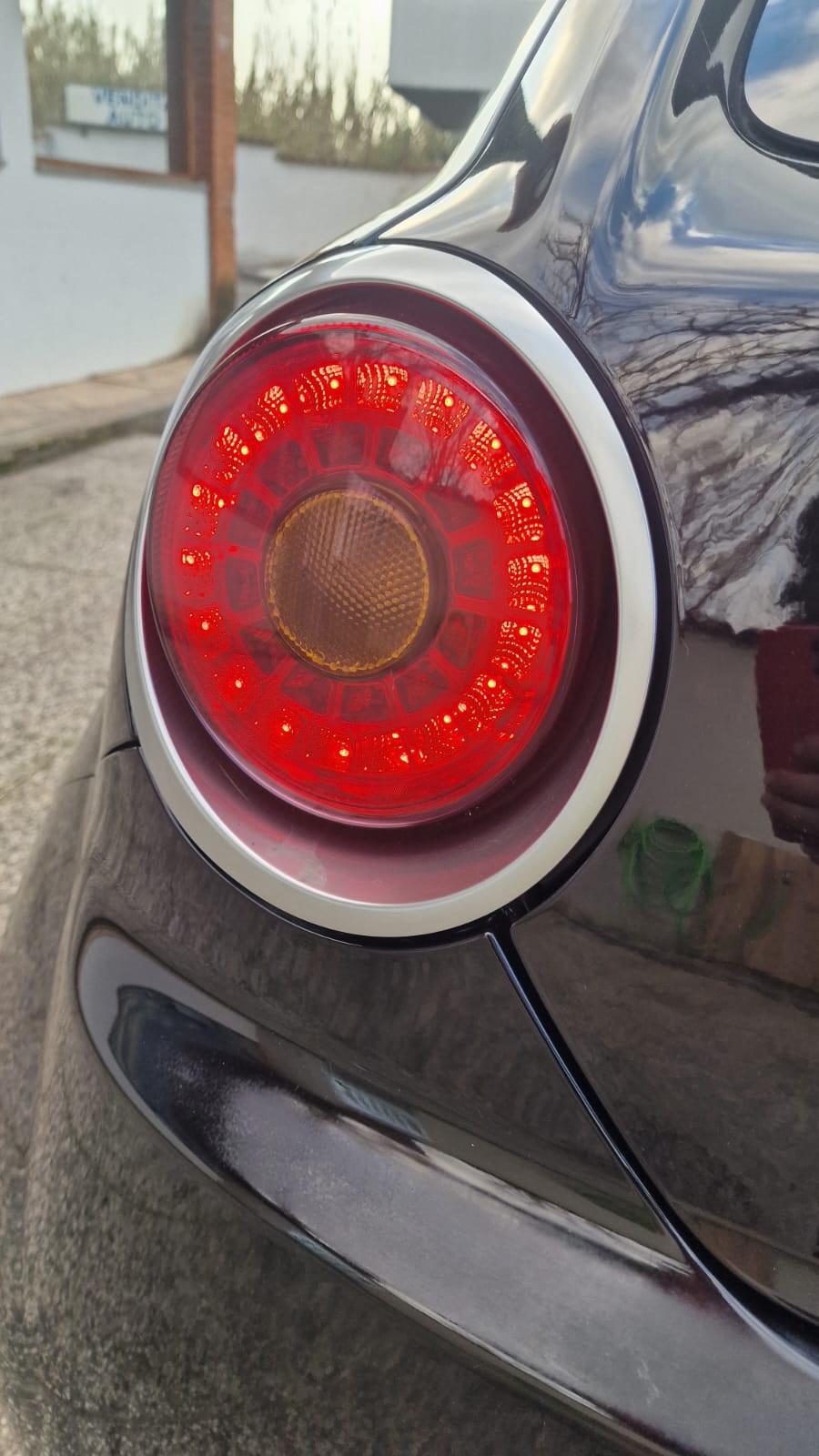 Alfa Romeo MiTo 1.3 JTDm-2 95 CV S&S Distinctive Sport Pack